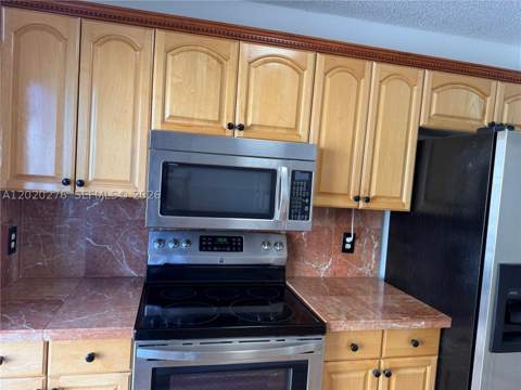16171 SW 297th Ter, Homestead FL - photo 6 of 18