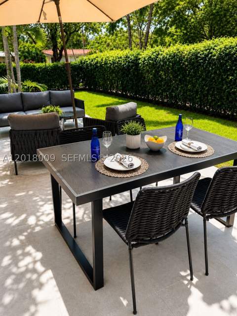1203 Madrid St, Coral Gables FL - photo 9 of 18