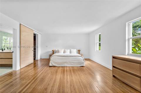 5812 Alton Rd, Miami Beach FL - photo 15 of 43