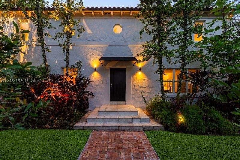 7 bedroom SingleFamilyResidence at 5812 Alton Rd, La Gorce Golf Sub, Miami Beach — photo 2