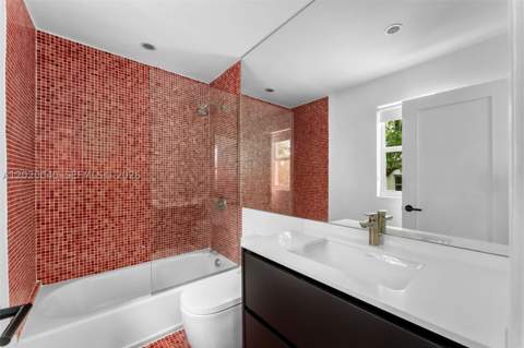 5812 Alton Rd, Miami Beach FL - photo 20 of 43