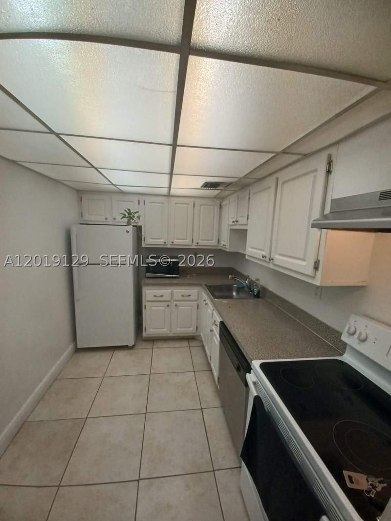 1 bedroom Condominium at 1805 Sans Souci Blvd 331, Bayview Palms Condo, North Miami — photo 5