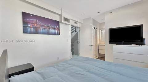 734 Michigan Ave 6, Miami Beach FL - photo 12 of 25