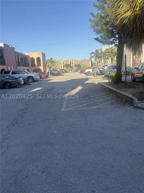 6620 W 2nd Ct 403, Hialeah FL - photo 10 of 38