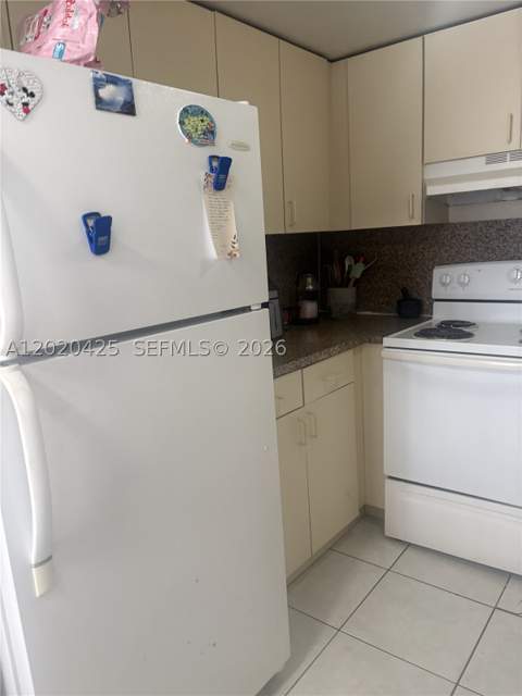 6620 W 2nd Ct 403, Hialeah FL - photo 21 of 38