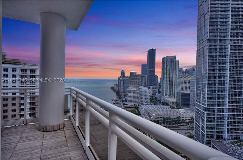 3 bedroom Condominium at 901 Brickell Key Blvd 3204, Carbonell Condo, Miami — photo 2