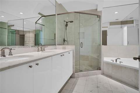 901 Brickell Key Blvd 3204, Miami FL - photo 24 of 55
