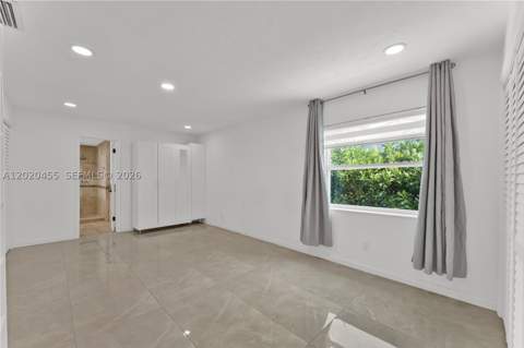 11144 NE 8th Ct, Biscayne Park FL - photo 13 of 45