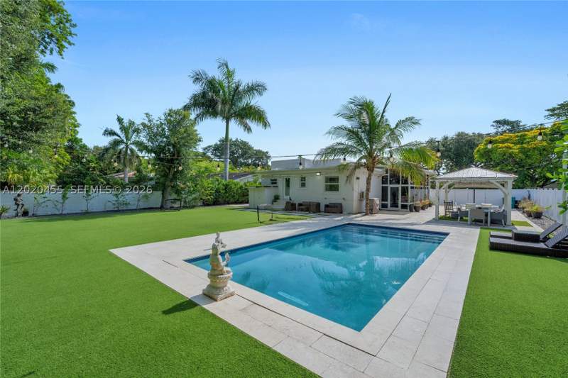3 bedroom SingleFamilyResidence at 11144 NE 8th Ct, Amd Pl Griffing Biscayne, Biscayne Park — photo 3