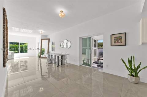 11144 NE 8th Ct, Biscayne Park FL - photo 7 of 45