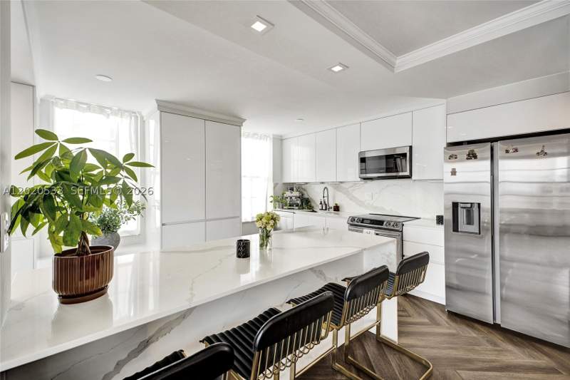 2 bedroom Condominium at 230 174th St 2112, Winston Tower 300 Condo, Sunny Isles Beach — photo 3