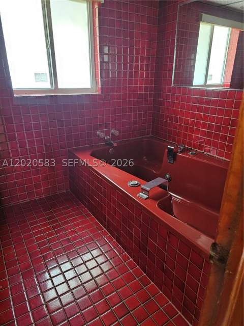 15851 NW 37th Ct, Miami Gardens FL - photo 10 of 19