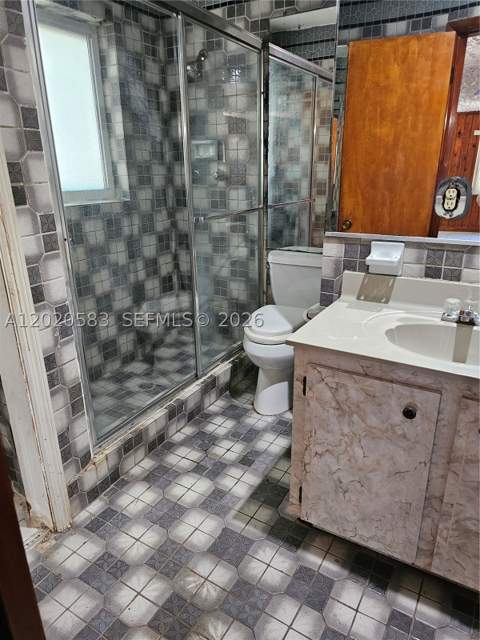 15851 NW 37th Ct, Miami Gardens FL - photo 11 of 19