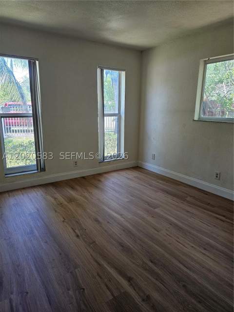 15851 NW 37th Ct, Miami Gardens FL - photo 15 of 19