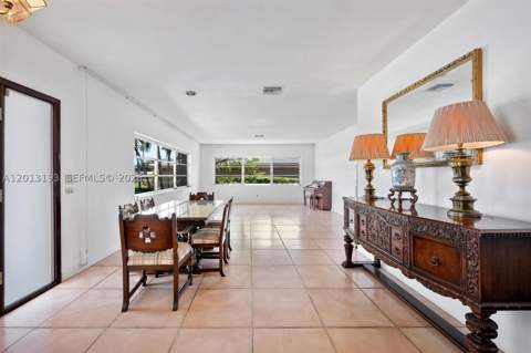 1450 NE 102nd St, Miami Shores FL - photo 6 of 34