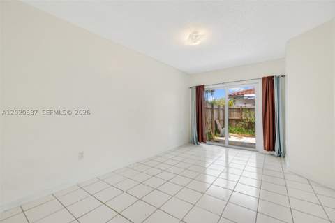 8423 SW 209th St, Cutler Bay FL - photo 14 of 24