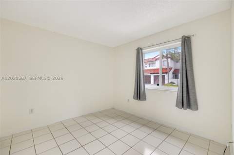 8423 SW 209th St, Cutler Bay FL - photo 20 of 24