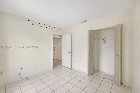 8423 SW 209th St, Cutler Bay FL - photo 21 of 24