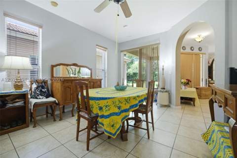 977 NE 37th Pl, Homestead FL - photo 22 of 31