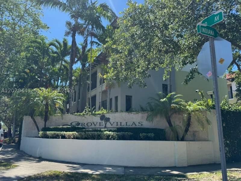 3 bedroom Townhouse at 3204 Bird Ave 104, Grove Villas Condo, Miami — photo 5