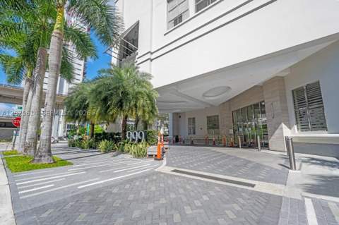999 SW 1st Ave 2911, Miami FL - photo 16 of 21