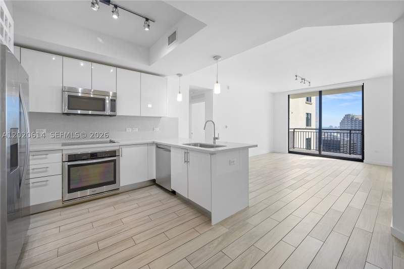 2 bedroom Condominium at 999 SW 1st Ave 2911, Nine At Mary Brickell Vil, Miami — photo 4