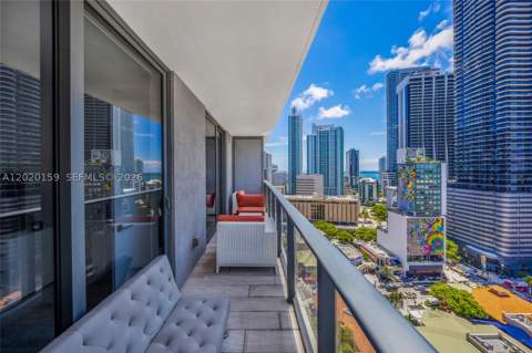 55 SW 9th St 1804, Miami FL - photo 13 of 42
