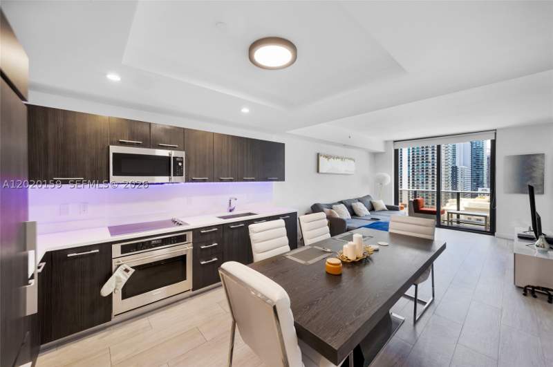1 bedroom Condominium at 55 SW 9th St 1804, Brickell Heights West Con, Miami — photo 2