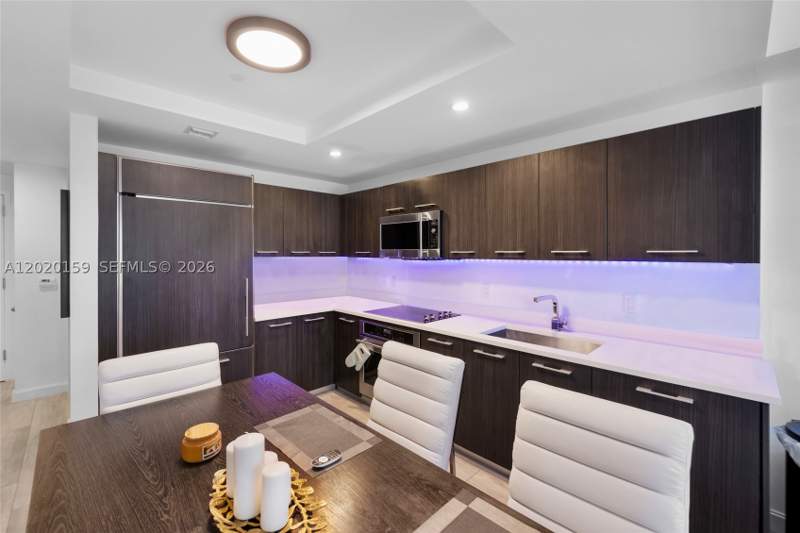 1 bedroom Condominium at 55 SW 9th St 1804, Brickell Heights West Con, Miami — photo 4