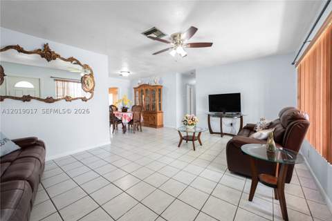731 NW 17th St, Homestead FL - photo 6 of 29