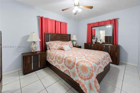 731 NW 17th St, Homestead FL - photo 9 of 29