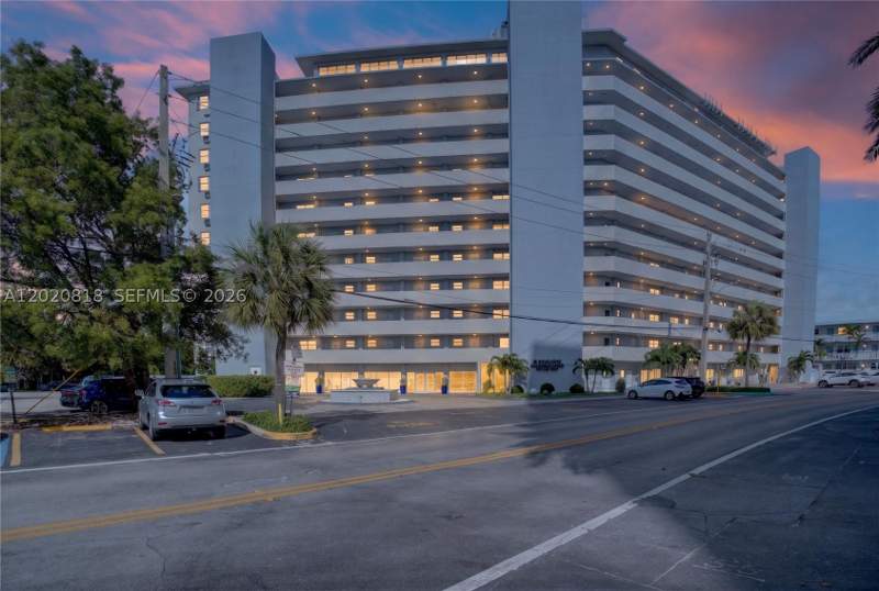 0 bedroom Condominium at 7904 West Dr 1006, Bayshore Yacht & Tennis C, North Bay Village — photo 5