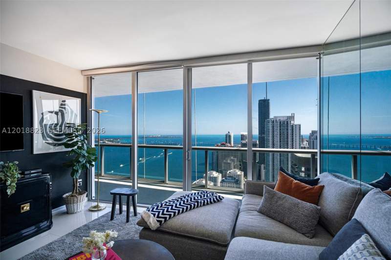2 bedroom Condominium at 495 Brickell Ave 4911, Icon Brickell No Two, Miami — photo 4
