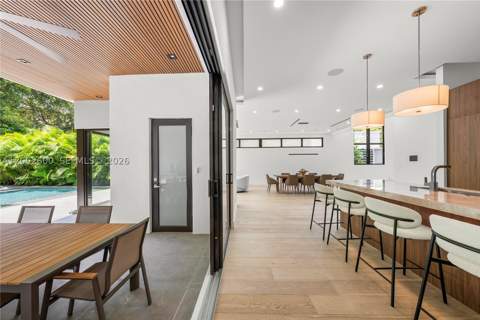 260 NW 47th St, Miami FL - photo 17 of 70