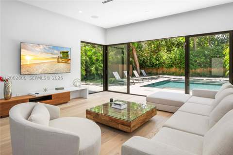 260 NW 47th St, Miami FL - photo 19 of 70