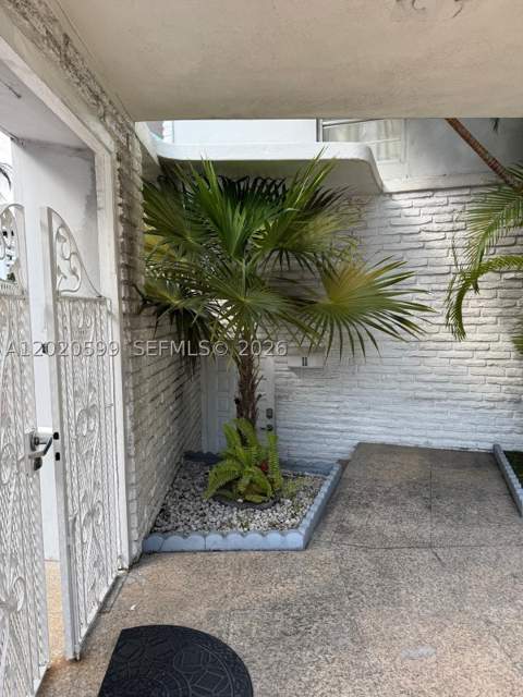 6767 Indian Creek Dr 11, Miami Beach FL - photo 24 of 27