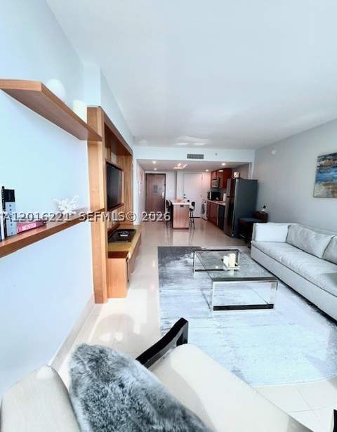 6801 Collins Ave 718 (deed 707), Miami Beach FL - photo 7 of 40