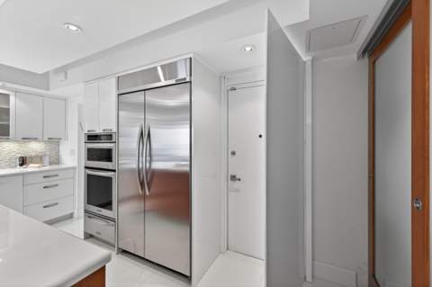 10155 Collins Avenue 1401, Bal Harbour FL - photo 15 of 63