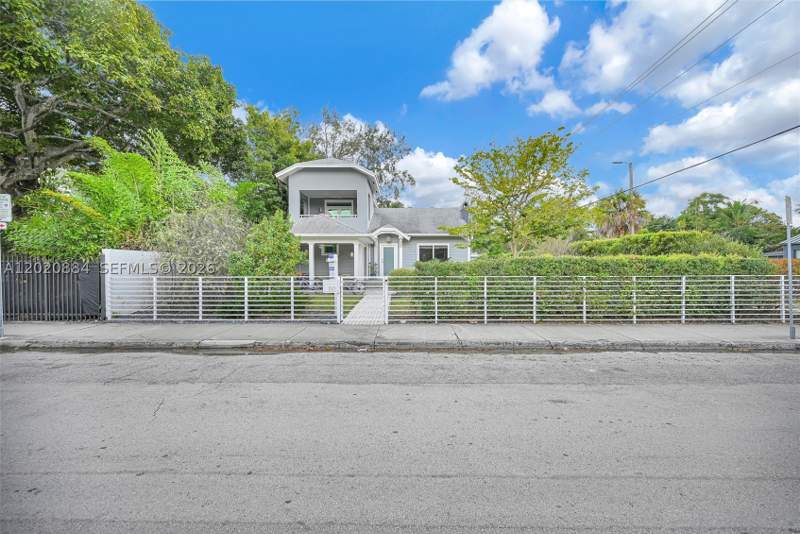 4 bedroom SingleFamilyResidence at 150 NE 50th Ter, Alta Vista, Miami — photo 3