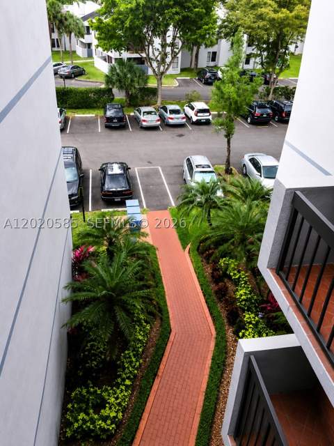 13255 SW 88 Ln 406-Cs, Kendall FL - photo 6 of 7