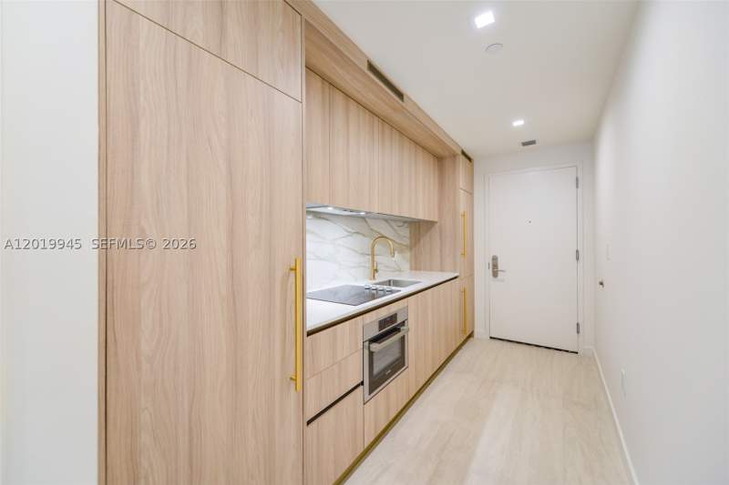 0 bedroom Condominium at 77 5th St 2604, Viceroy Residence, Miami — photo 3