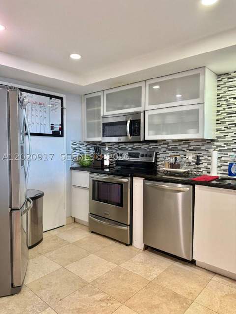 1351 NE Miami Gardens Dr 704E, Miami FL - photo 13 of 27