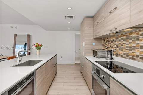 1300 S Miami Ave 1405, Miami FL - photo 8 of 52