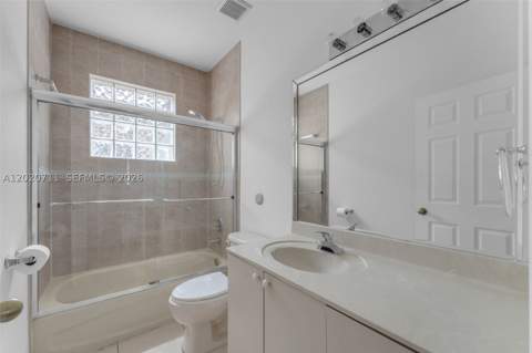 11318 NW 44th Ter, Doral FL - photo 15 of 21