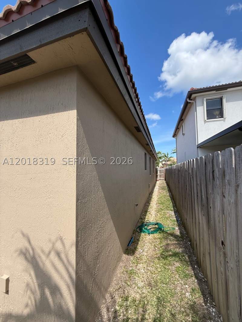 4 bedroom SingleFamilyResidence at 24164 SW 118th Ave, Silver Palm Southwest, Homestead — photo 4