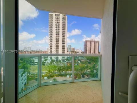 19400 Turnberry Way 731, Aventura FL - photo 15 of 17
