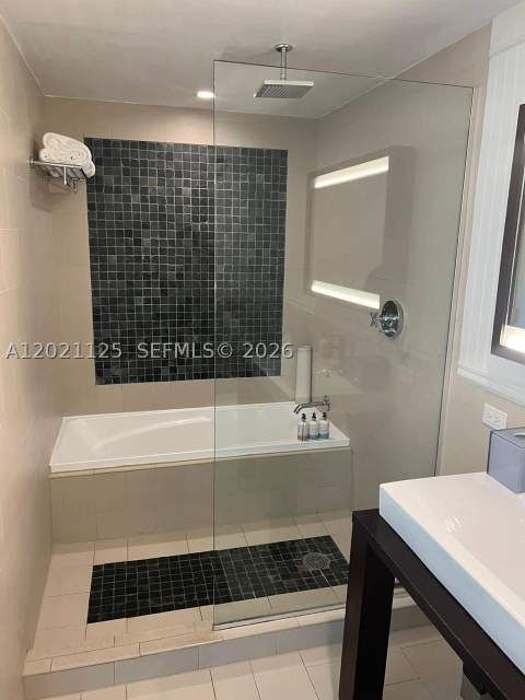 17315 Collins Ave 1507, Sunny Isles Beach FL - photo 20 of 27