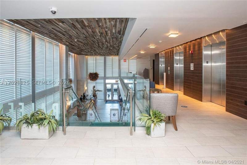 1 bedroom Condominium at 17315 Collins Ave 1507, Sole Condo, Sunny Isles Beach — photo 5