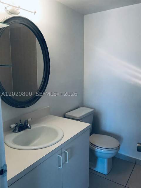 17600 NW 68th Ave B3006, Hialeah FL - photo 15 of 19