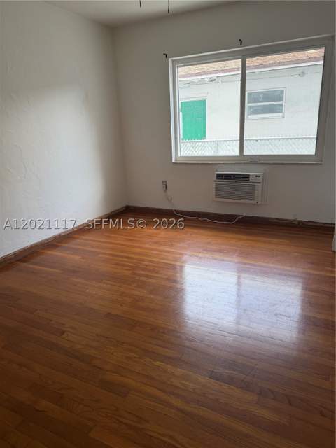 500 77th St 2, Miami Beach FL - photo 6 of 8